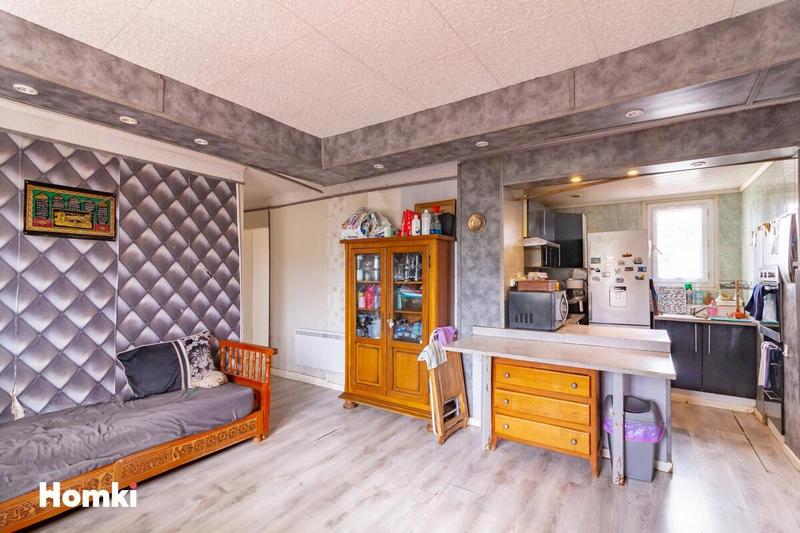 Maison - 140 m² - 9 pièces