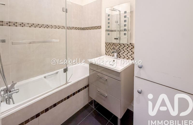 Maison de ville - 70 m² - 4 pièces