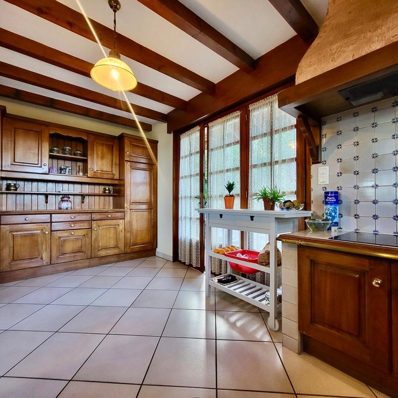 Maison - 175 m² - 6 pièces