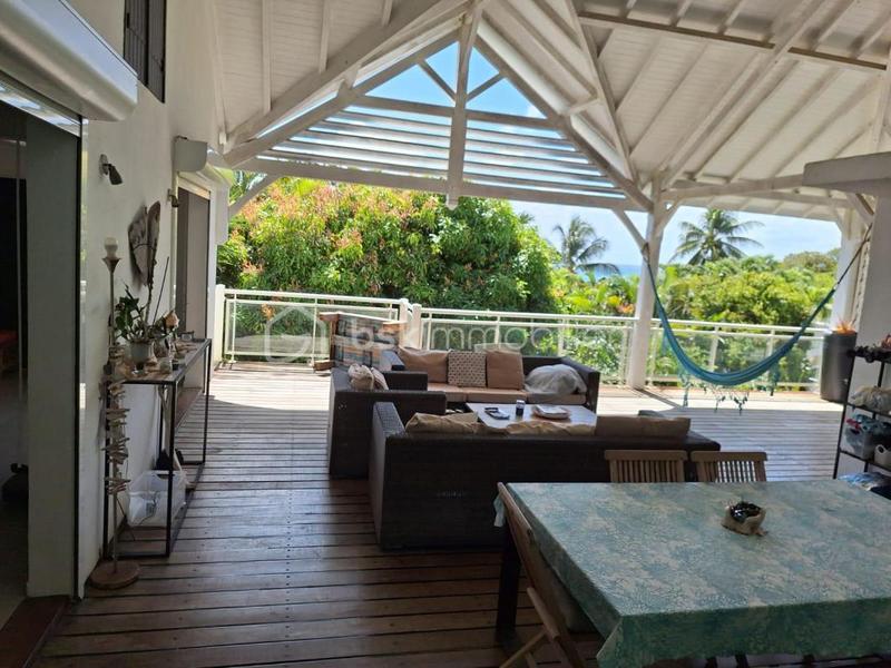 Villa - 163 m² - 5 pièces