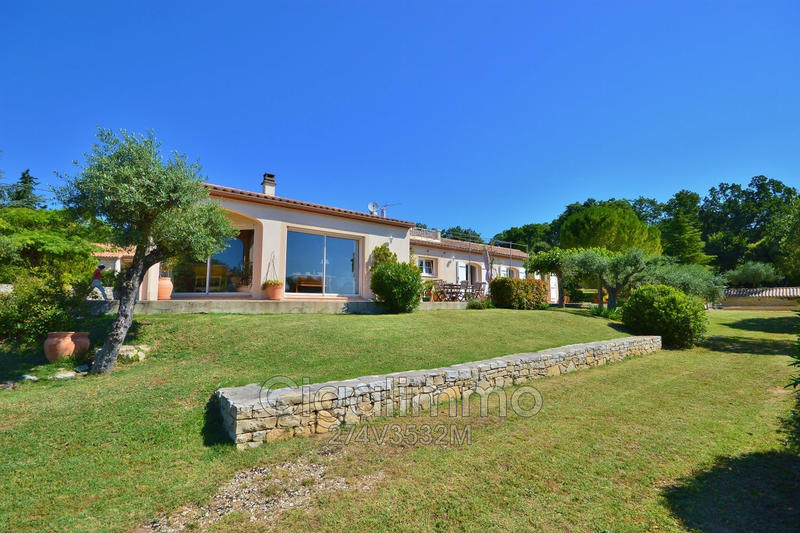 Villa - 270 m² - 9 pièces