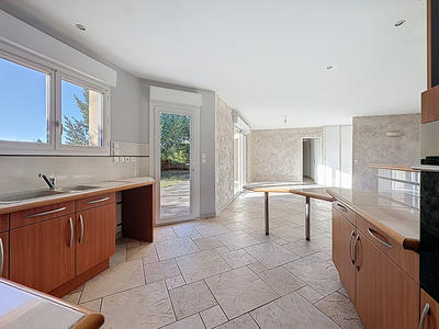 Maison - 114 m² - 4 pièces