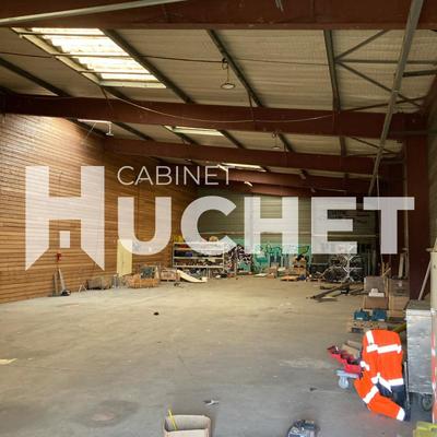 Local d'activité / Entrepôt - 375 m²