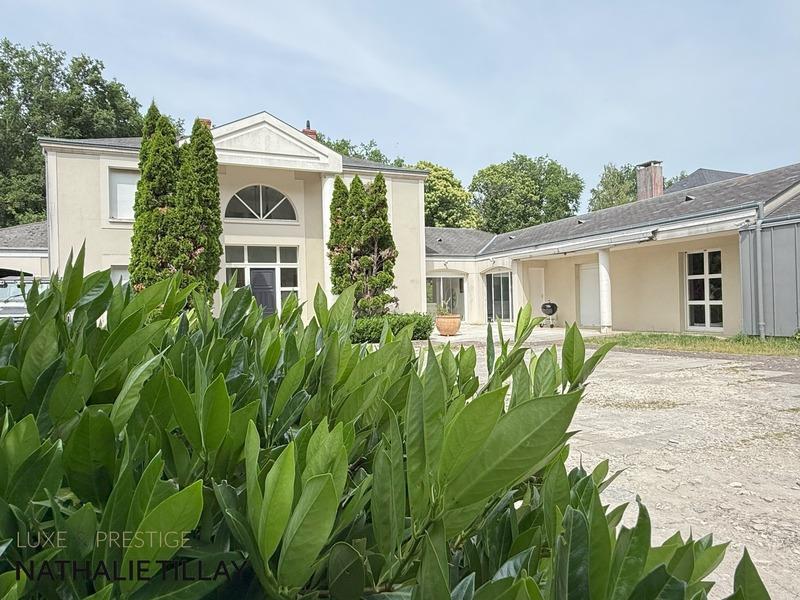 Maison d'architecte - 280 m² - 7 pièces