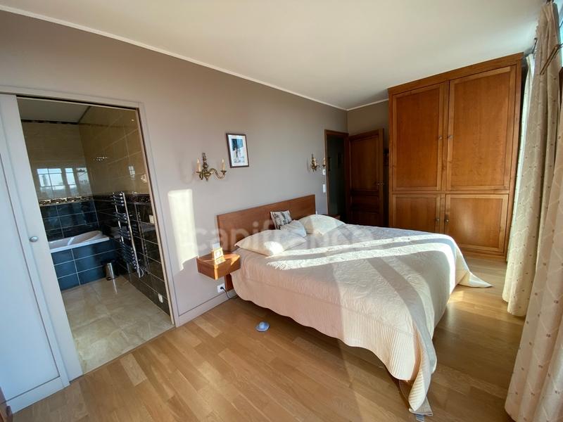 Appartement - 132 m² - 5 pièces