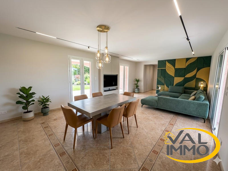 Maison - 142 m² - 5 pièces