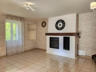 Maison en pierre - 195 m² - 6 pièces