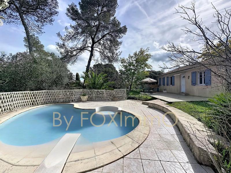 Maison - 136 m² - 6 pièces