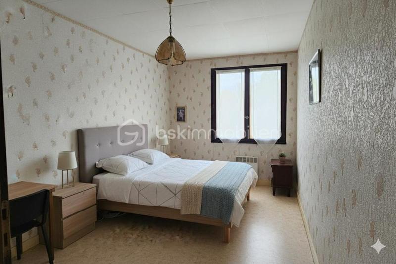 Maison - 105 m² - 5 pièces