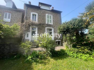 Maison - 169 m² - 6 pièces