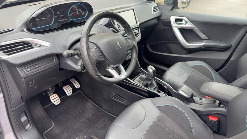 Peugeot 2008 1.2 PureTech 110 Crossway - Entretien constructeur