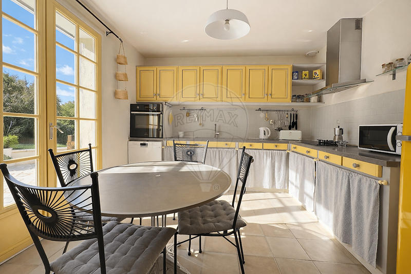 Maison - 147 m² - 7 pièces