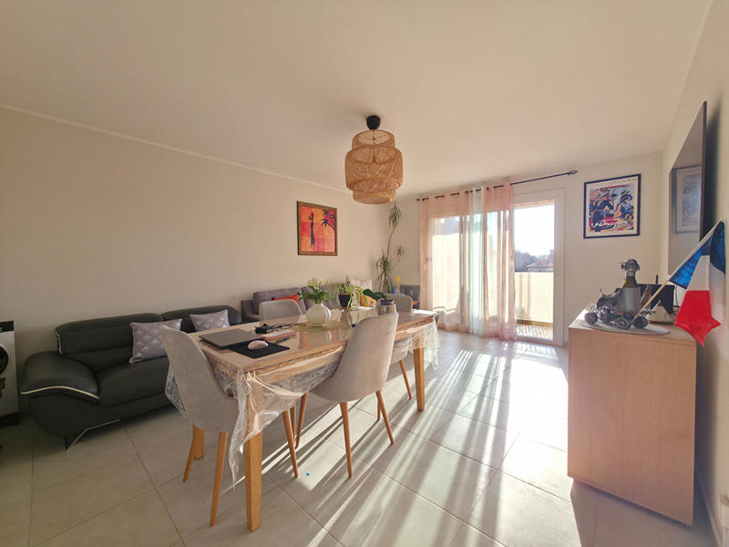 Appartement - 60 m² - 2 pièces