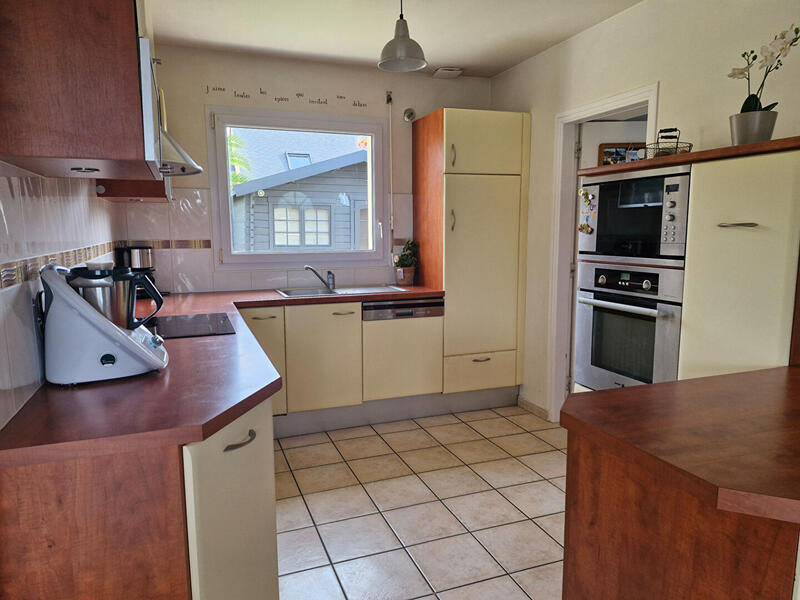 Maison - 114 m² - 5 pièces