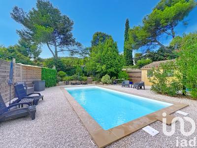 Maison - 170 m² - 8 pièces