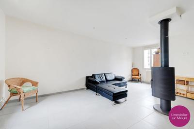 Appartement - 95 m² - 3 pièces