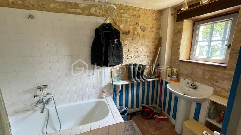 Demeure - 226 m² - 7 pièces