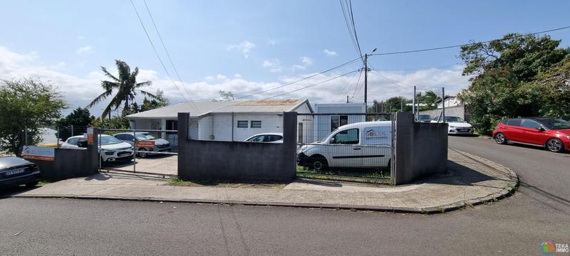 Local commercial - 85 m² - 3 pièces