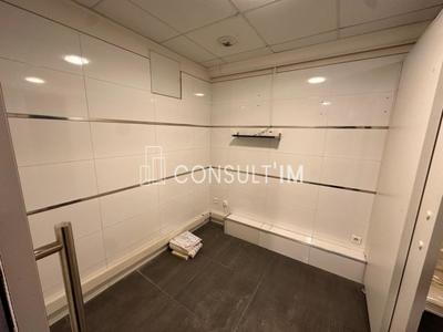 Local commercial - 49 m²