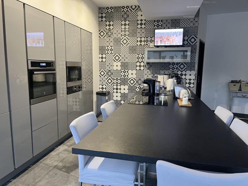 Maison - 205 m² - 5 pièces