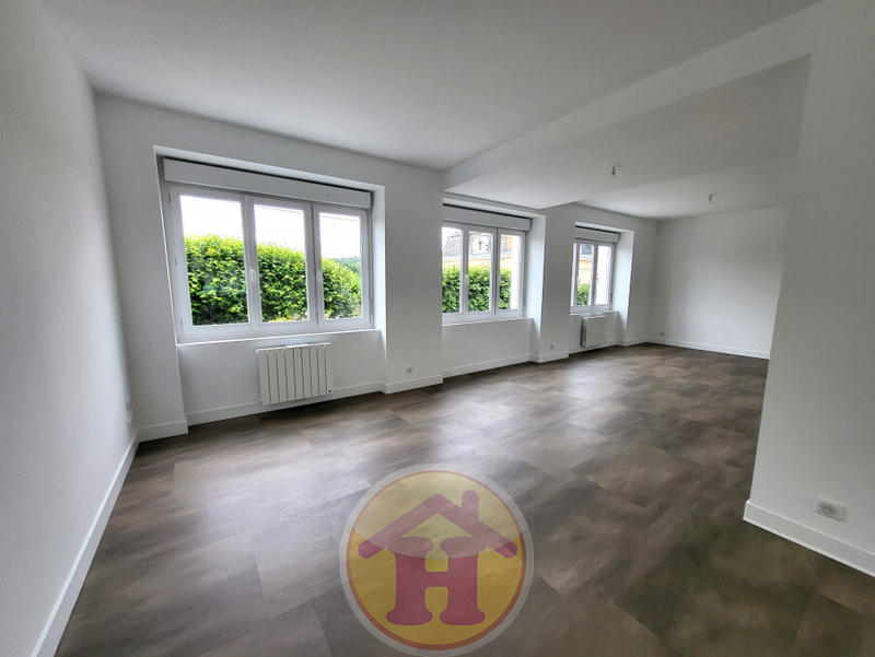 Appartement - 155 m² - 8 pièces