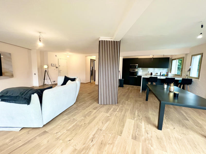 Appartement - 110 m² - 4 pièces