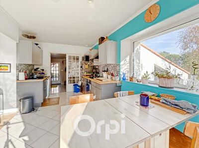 Maison - 165 m² - 4 pièces