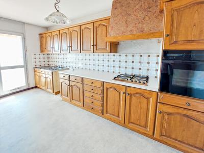 Appartement - 84 m² - 4 pièces