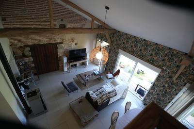 Maison - 220 m² - 8 pièces
