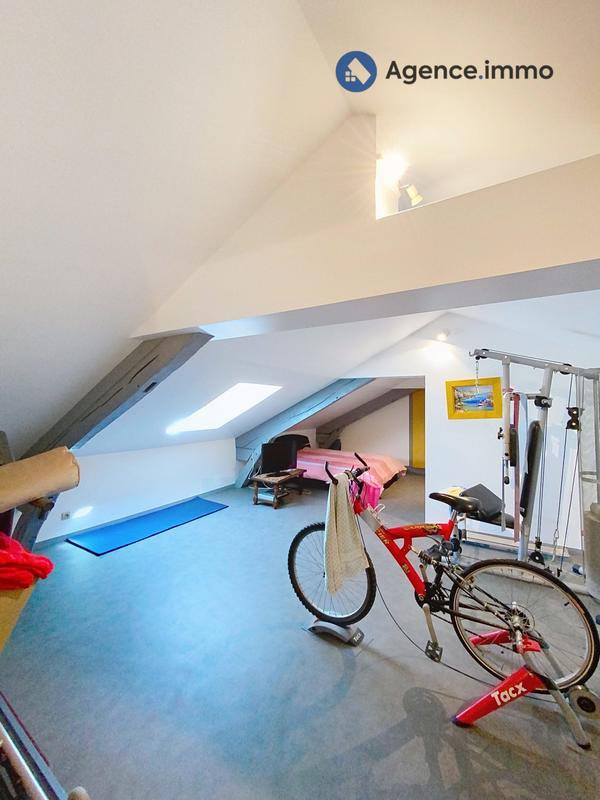 Maison ancienne - 219 m² - 7 pièces