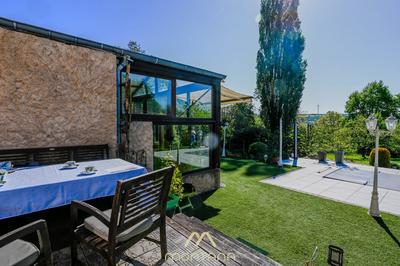 Fonds de commerce - Hôtellerie / Restauration - 1 000 m²