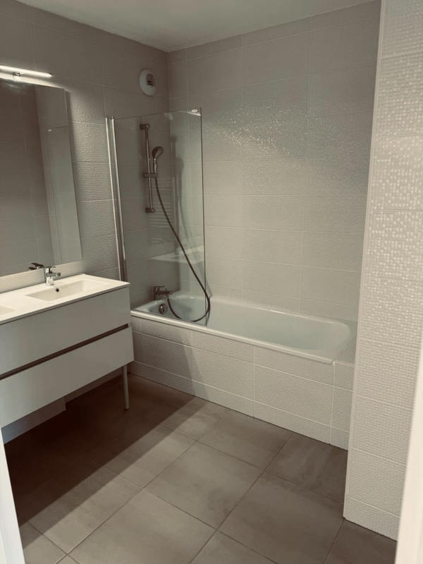 Appartement - 96 m² - 4 pièces