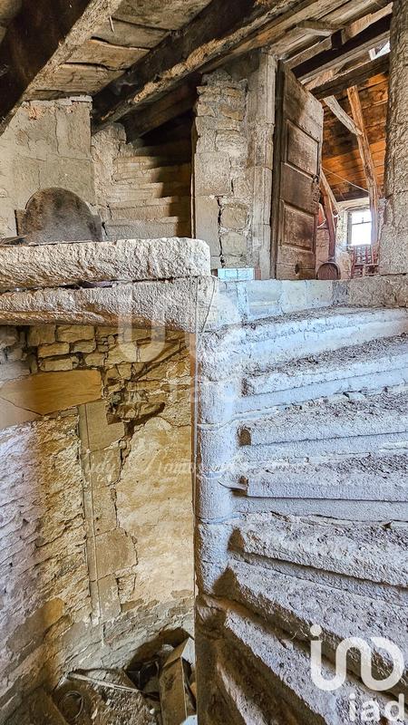 Château - 200 m² - 6 pièces