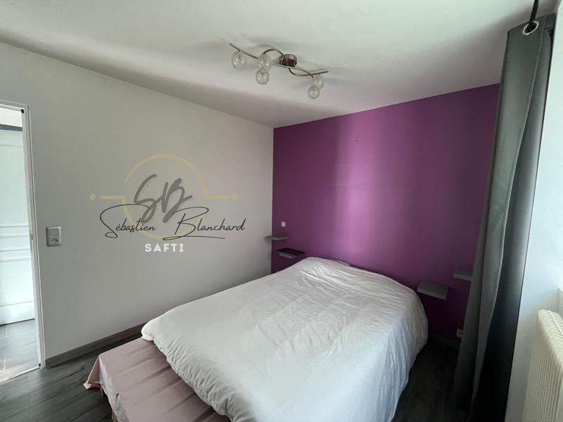 Maison - 222 m² - 9 pièces