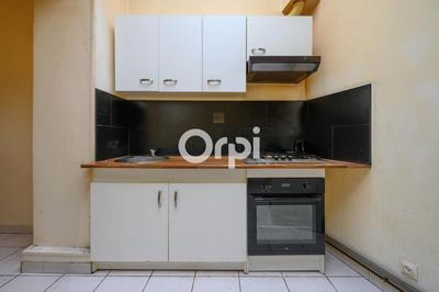 Immeuble - 104 m² - 6 pièces