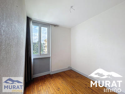 Appartement - 81 m² - 5 pièces