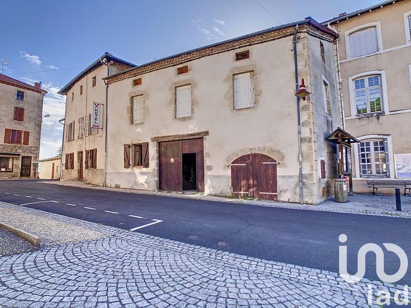 Maison - 275 m² - 11 pièces