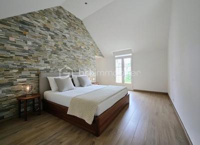 Villa - 215 m² - 7 pièces