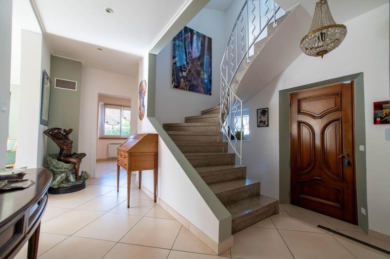 Propriété - 272 m² - 7 pièces