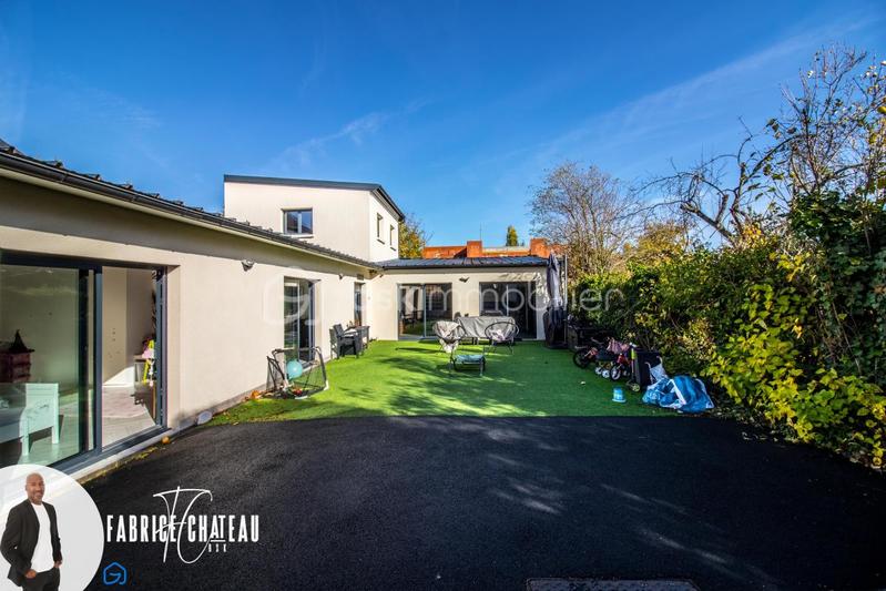 Maison - 148 m² - 6 pièces