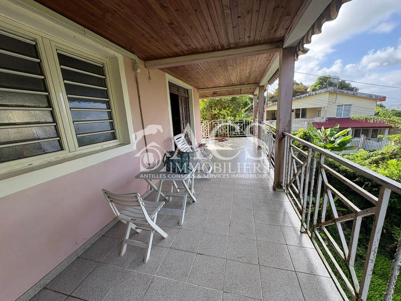 Maison - 97 m² - 4 pièces