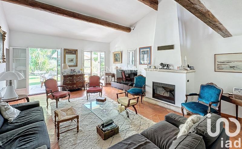 Maison - 177 m² - 7 pièces