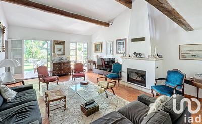 Maison - 177 m² - 7 pièces