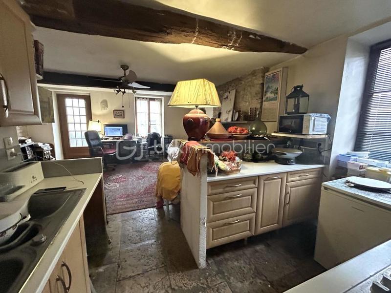 Maison en pierre - 87 m² - 5 pièces