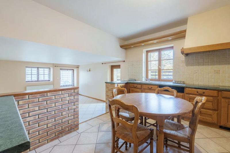 Propriété - 141 m² - 6 pièces