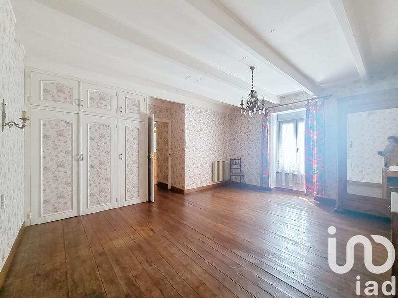 Maison - 243 m² - 10 pièces