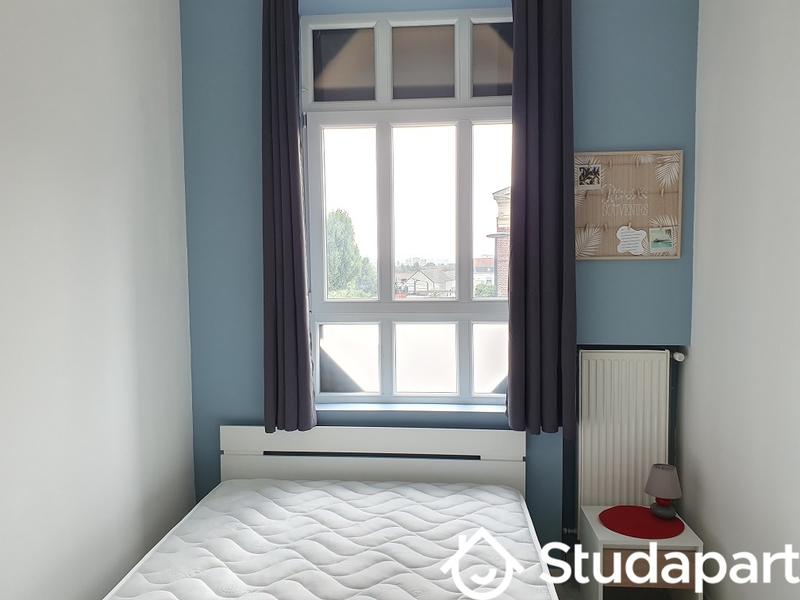 Chambre - 13 m² - 1 pièce