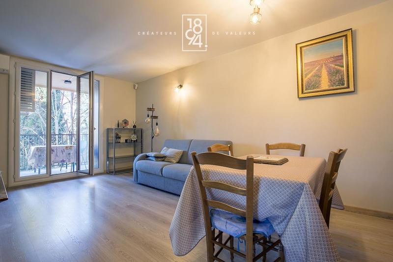 Appartement - 70 m² - 3 pièces