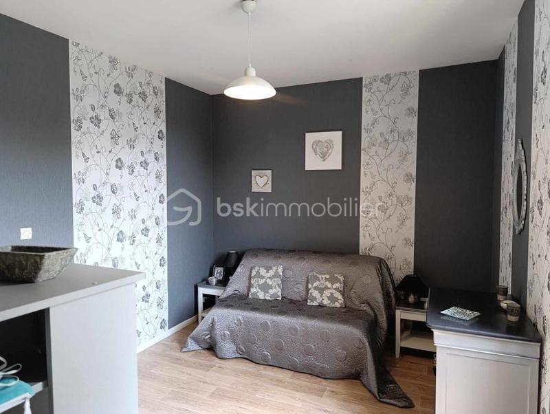 Maison en pierre - 299 m² - 8 pièces