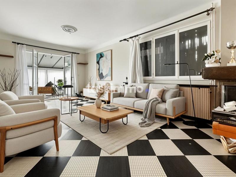 Maison - 84 m² - 4 pièces